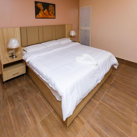 Pyramids Express View Hotel Kafret el-Gabal Zewnętrze zdjęcie