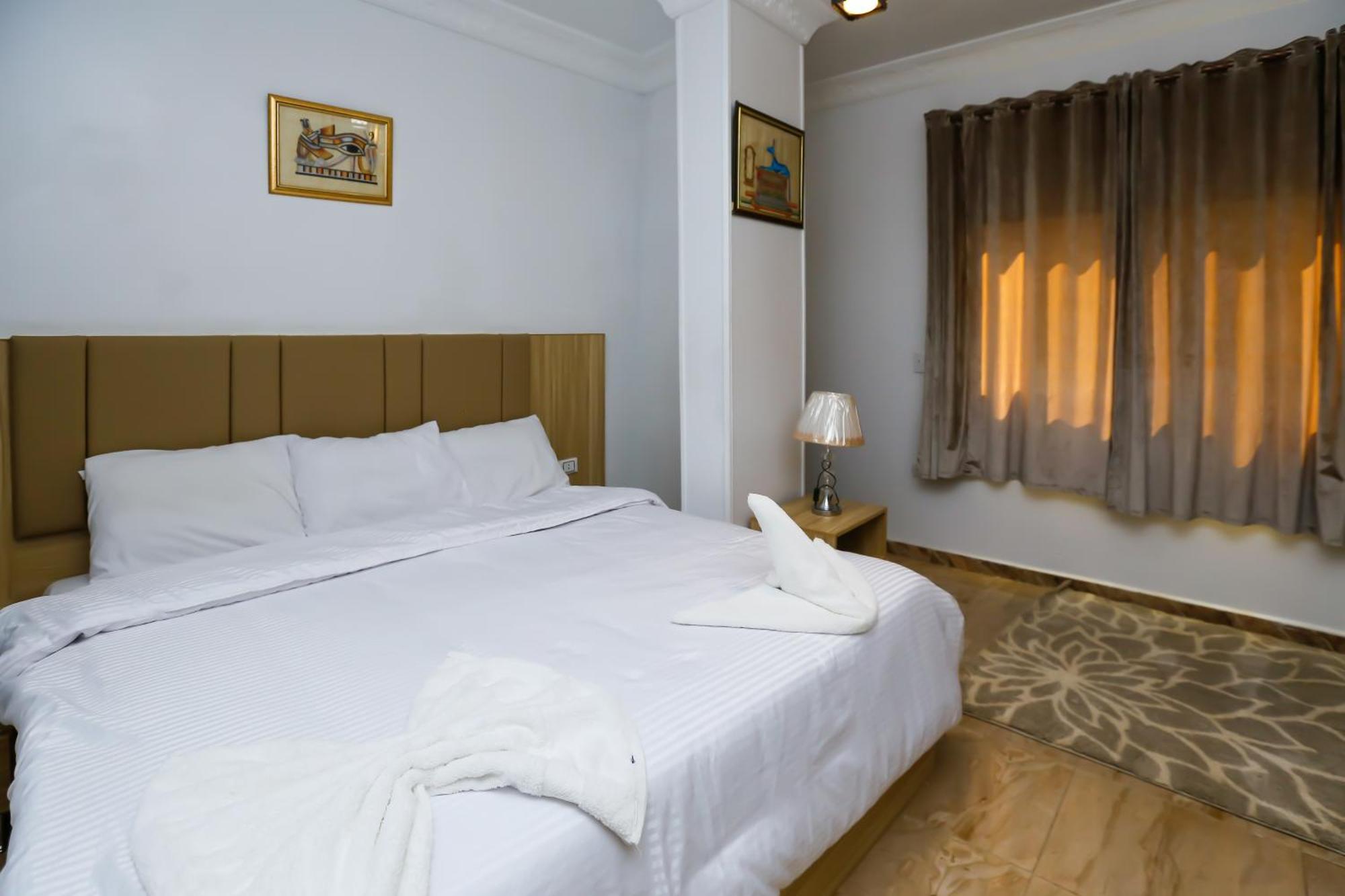 Pyramids Express View Hotel Kafret el-Gabal Zewnętrze zdjęcie