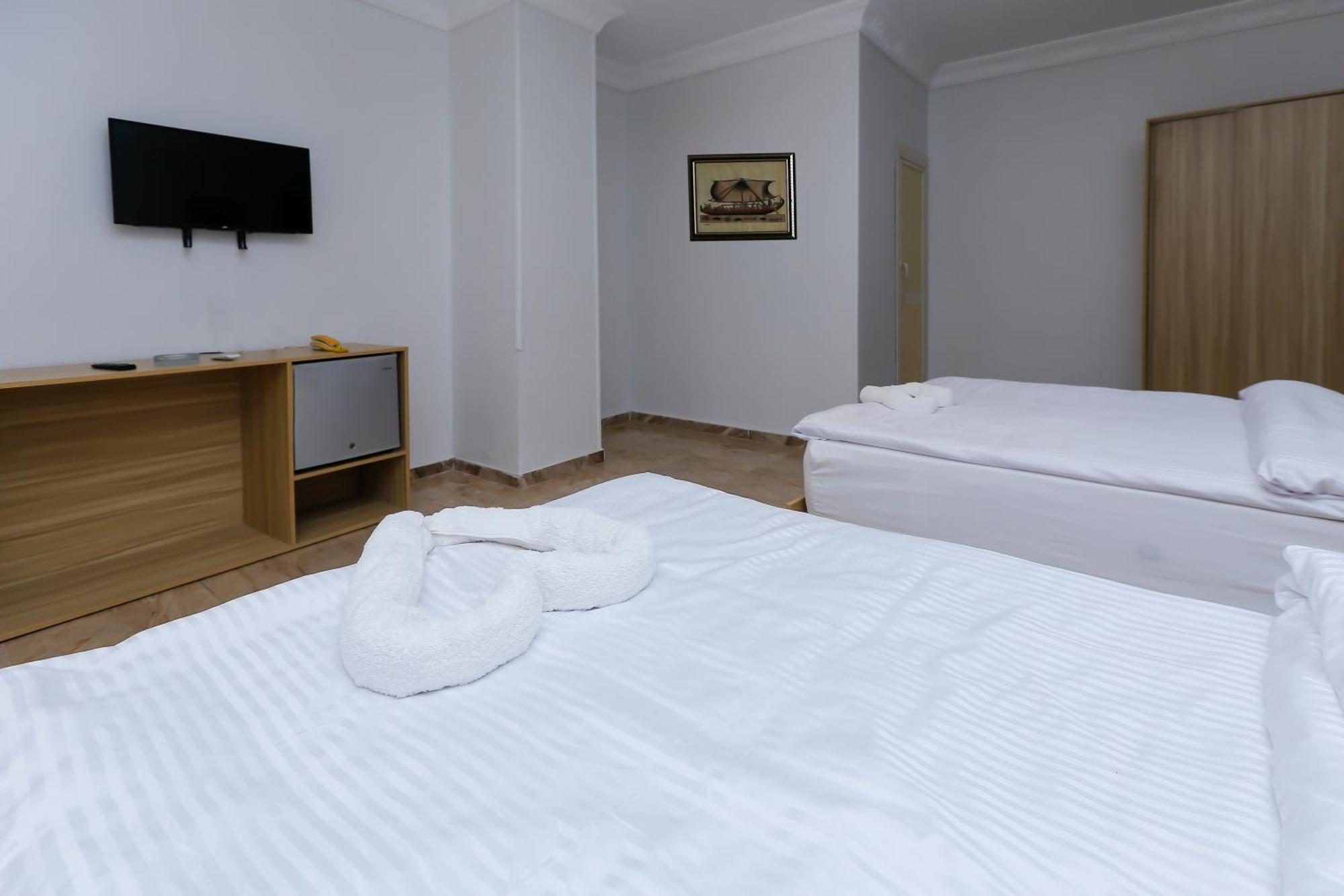Pyramids Express View Hotel Kafret el-Gabal Zewnętrze zdjęcie