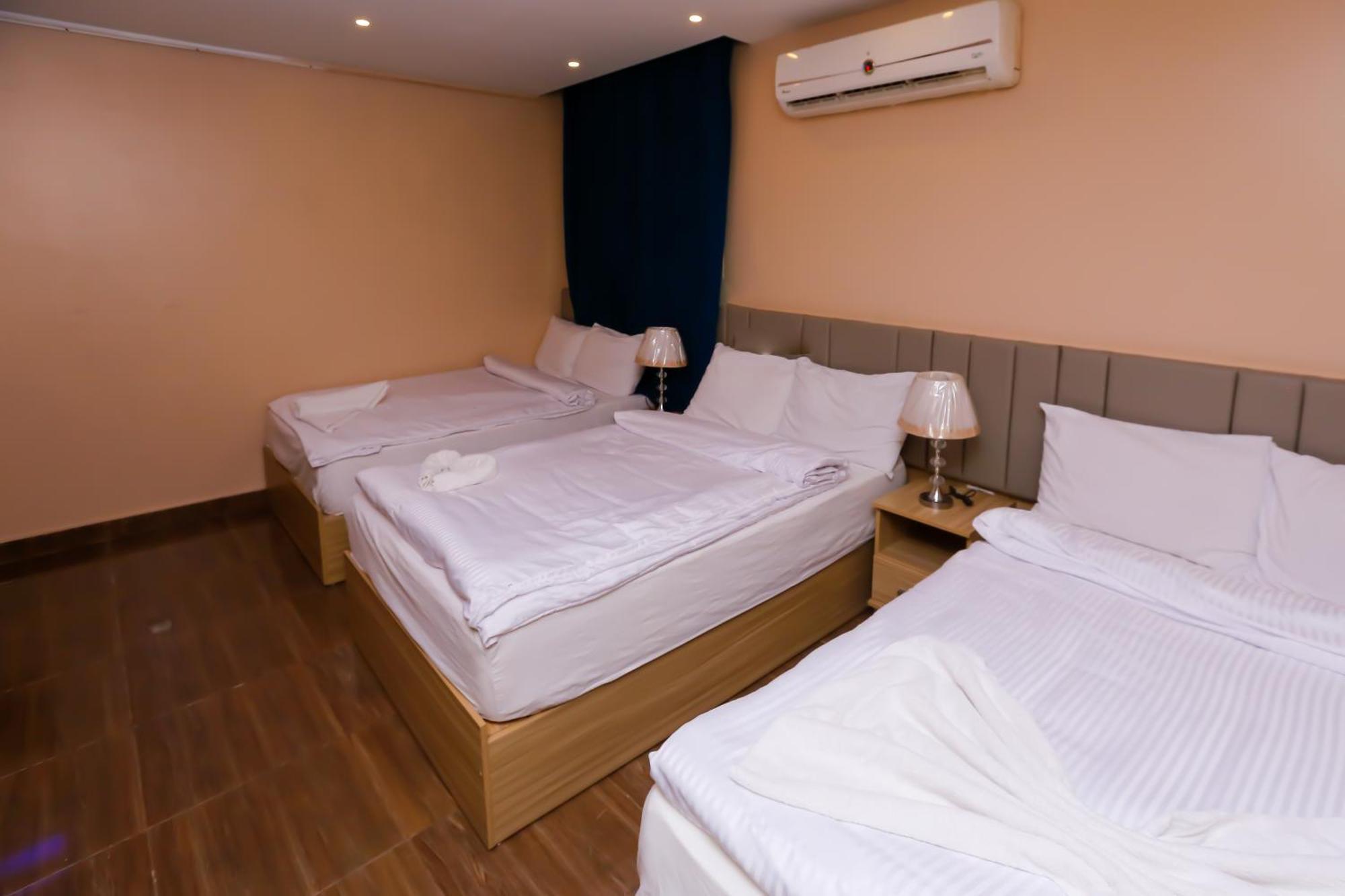 Pyramids Express View Hotel Kafret el-Gabal Zewnętrze zdjęcie