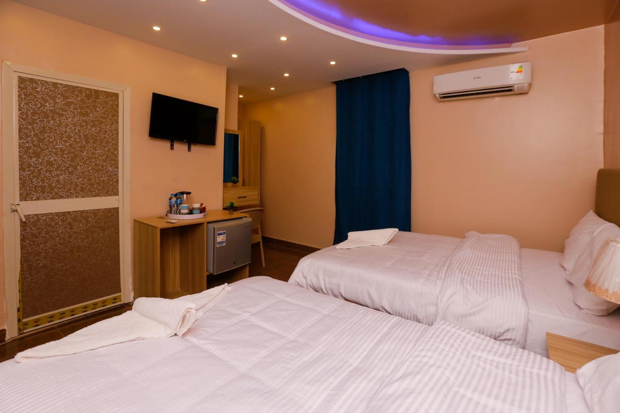 Pyramids Express View Hotel Kafret el-Gabal Zewnętrze zdjęcie