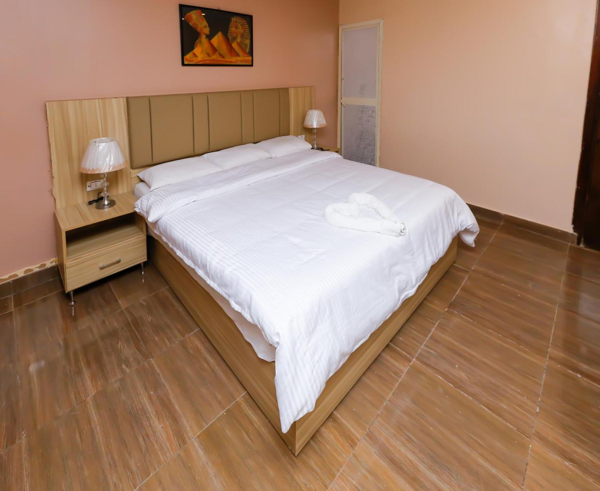 Pyramids Express View Hotel Kafret el-Gabal Zewnętrze zdjęcie