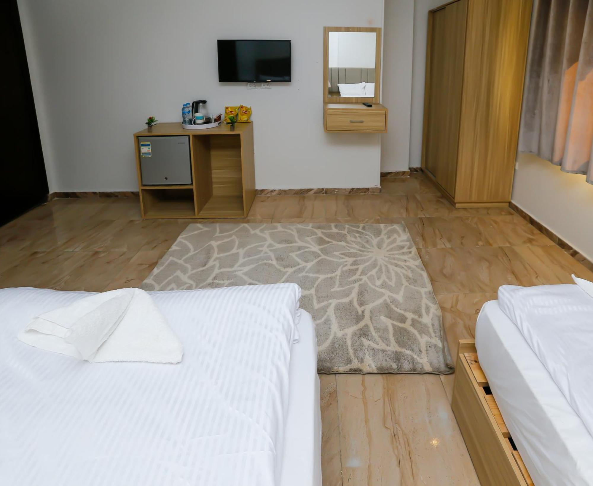 Pyramids Express View Hotel Kafret el-Gabal Zewnętrze zdjęcie