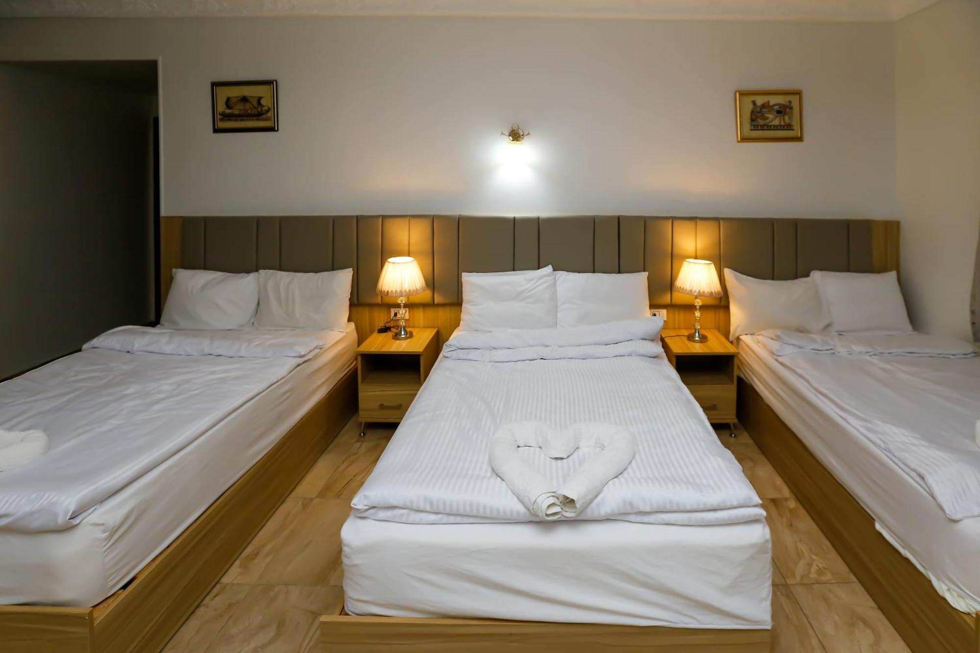 Pyramids Express View Hotel Kafret el-Gabal Zewnętrze zdjęcie