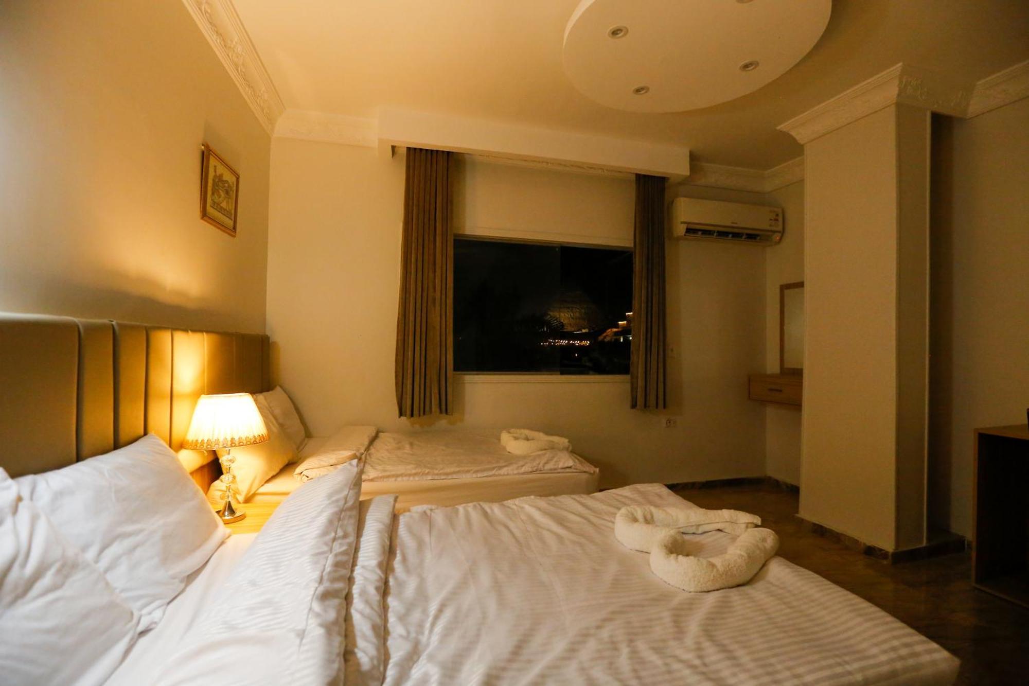 Pyramids Express View Hotel Kafret el-Gabal Zewnętrze zdjęcie
