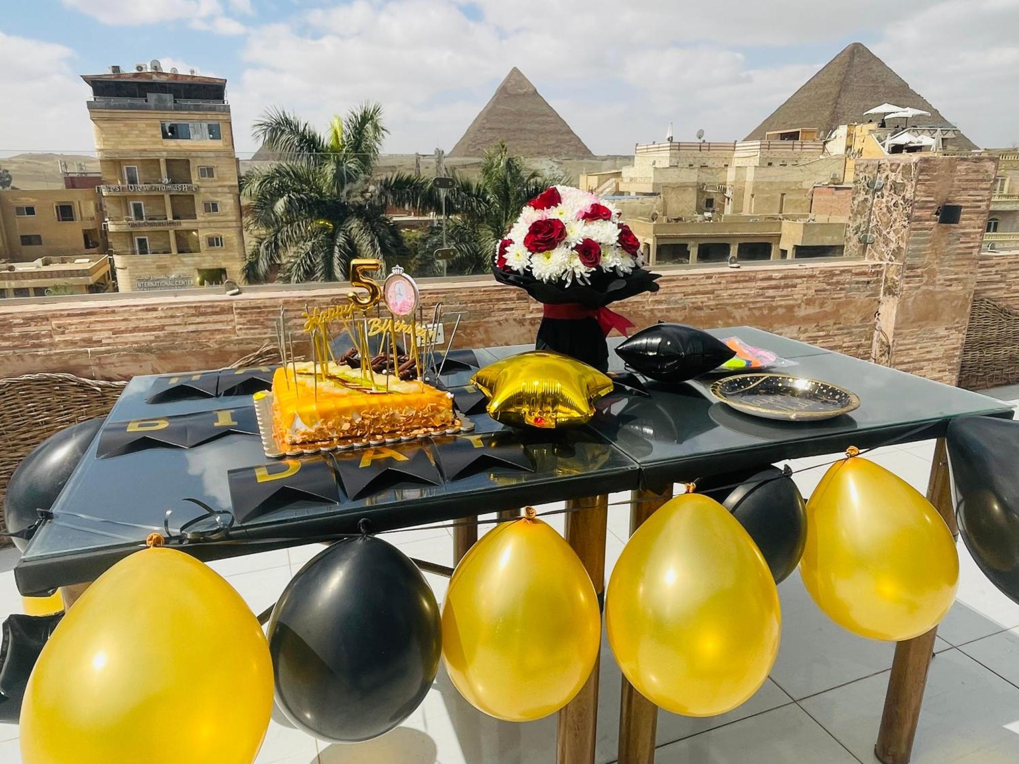 Pyramids Express View Hotel Kafret el-Gabal Zewnętrze zdjęcie